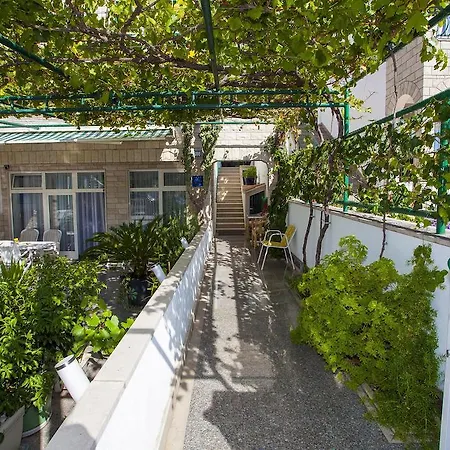 Apartman Jarak *