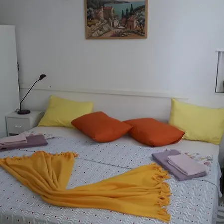 Jarak Apartman
